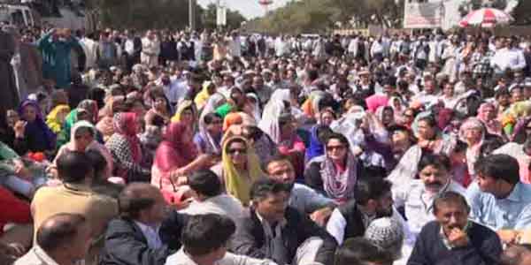 پنجاب ٹیچرز یونین اساتذہ کے حقوق کو بچانے کے لیے میدان میں سر گرم عمل