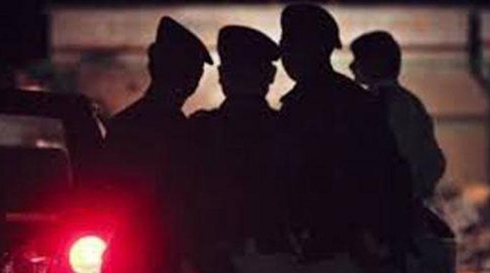 گجرات میں سات پولیس تھانوں کے ایس ایچ اوز تبدیل