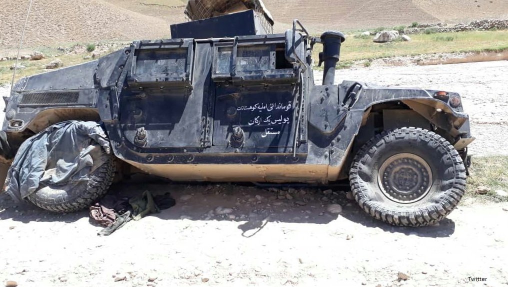 افغانستان سڑک کنارےنصب بم پھٹنےسےدس فوجی ہلاک