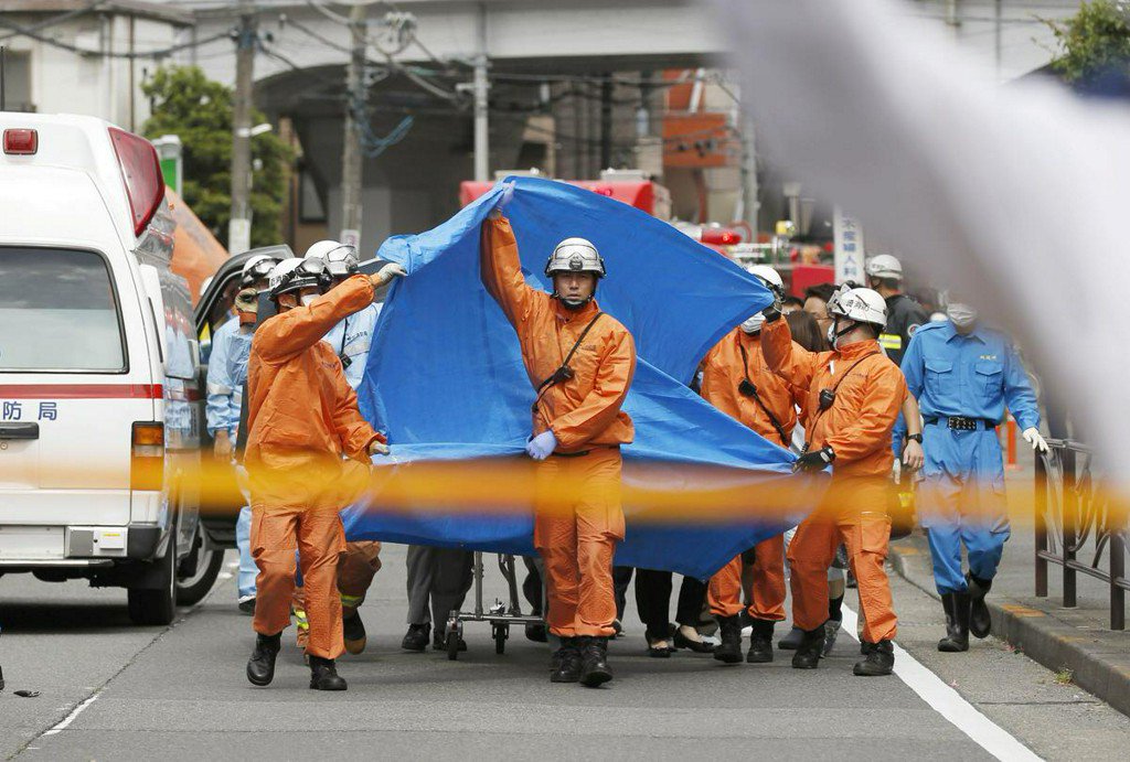 جاپان میں خنجر بردارشخص کا حملہ 2 طالبات ہلاک، 16 زخمی