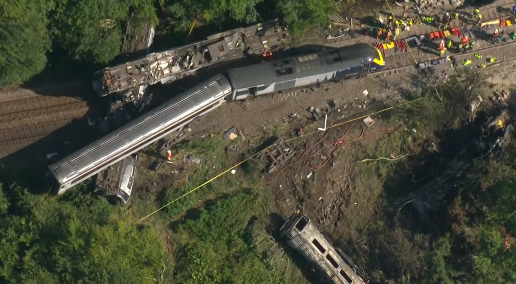 اسکاٹ لینڈ: ٹرین حادثے میں 3 ہلاک ،متعدد زخمی