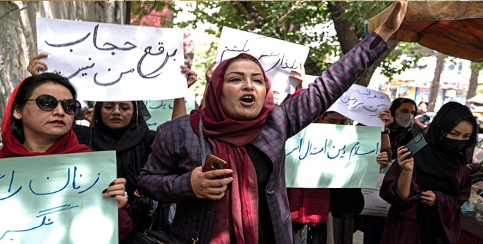 افغانستان : خواتین  کاطالبان کے خلاف احتجاجی مظاہرہ