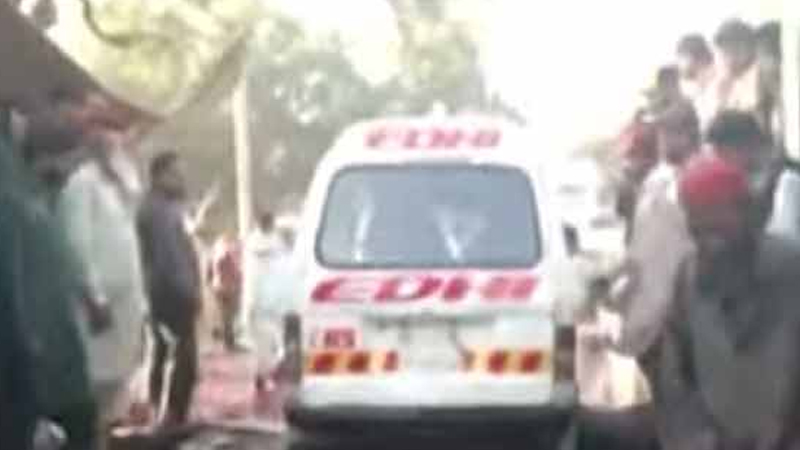 کراچی میں راشن کی تقسیم کے دوران 9 افراد جاں بحق