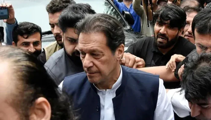 عمران خان کا ٹرائل اڈیالہ جیل میں ہوگا: کابینہ کی منظوری