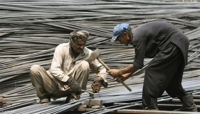 A sharp increase in the price of steel rod across the country, News Alert Gujrat