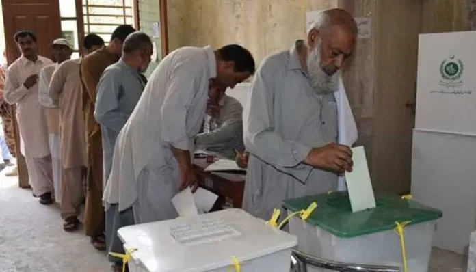 پاکستان کے 79 فیصد ووٹرز کا سیاسی جماعتوں کو ملکر کام کرنے کا مشورہ