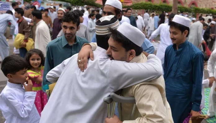 سندھ کے پولیس آفیسر کا عید الفطر پر منفرد انداز